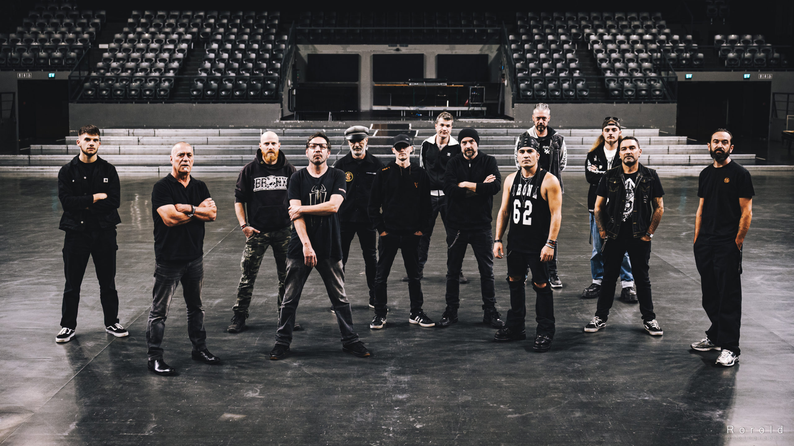 Les Tambours du Bronx: un instrumental « Waiting 4 »